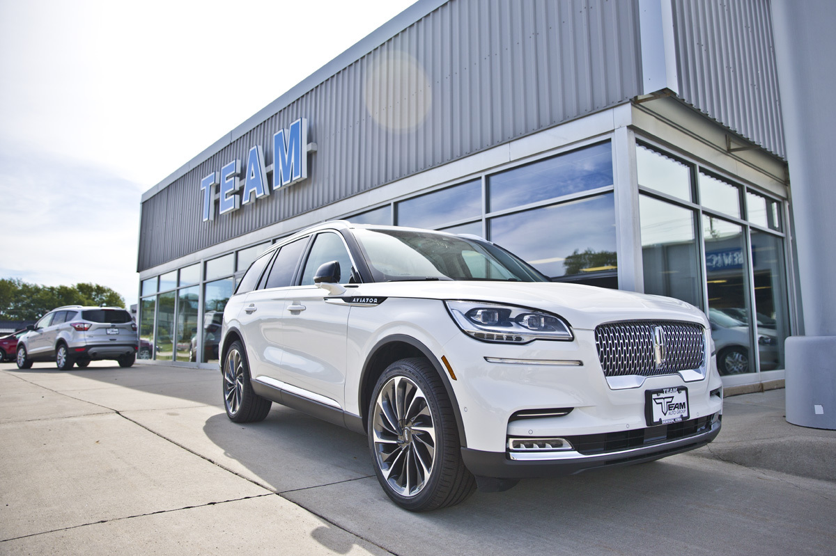 4 Benefits of Buying a Pre-owned Vehicle