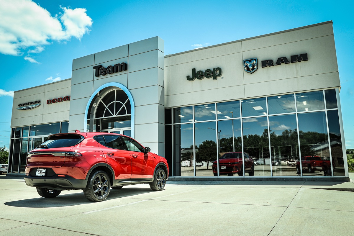 Hornet R/T with aggressive design accents and painted in Acapulco Gold